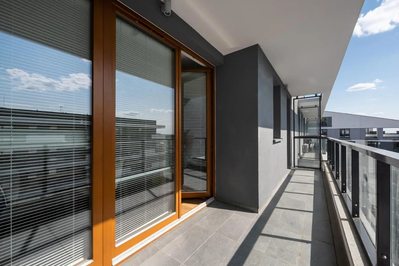 Wola Kasprzaka Luxury Apartment Varsó