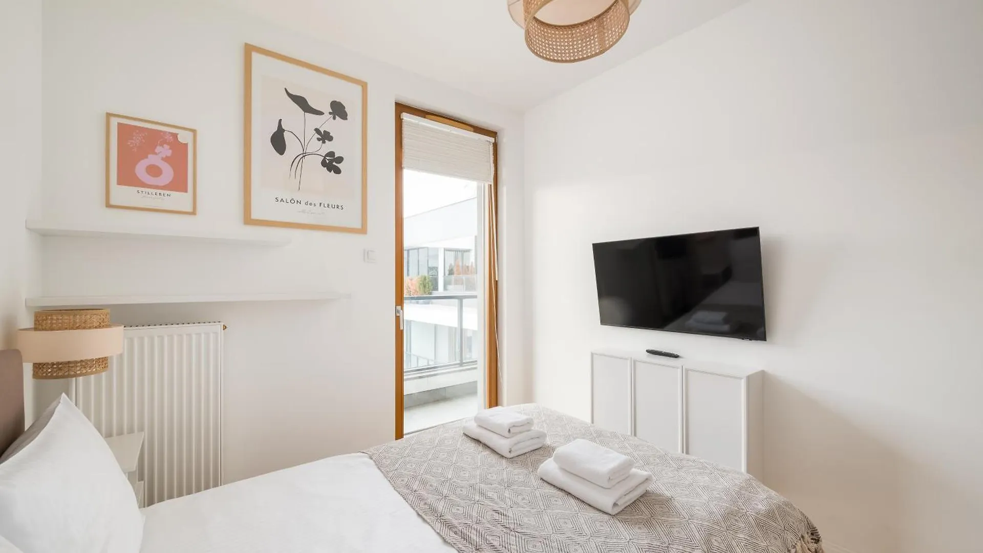 Wola Kasprzaka Luxury Apartment Varsó